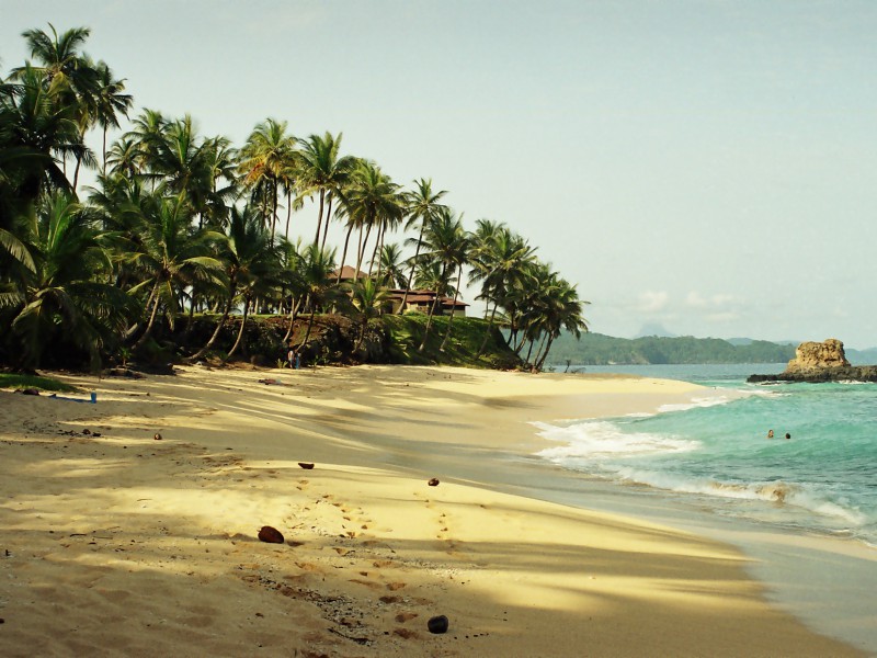 Praia em São Tomé