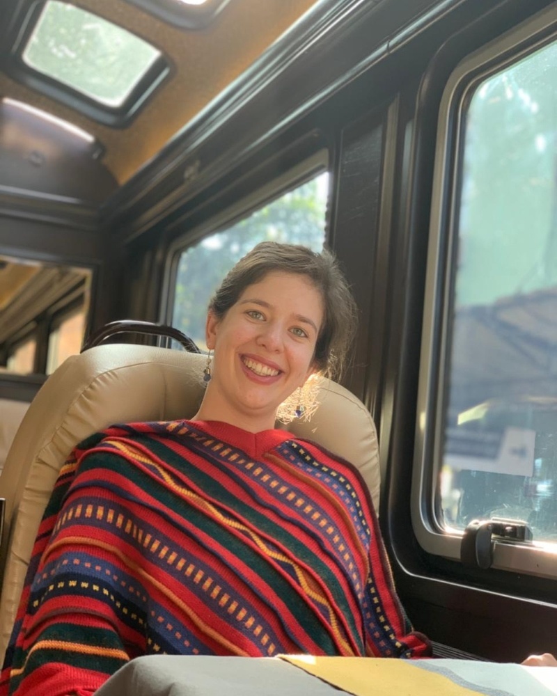 Viagem no comboio The First Class operado pela empresa IncaRail de Cusco a Machu Picchu