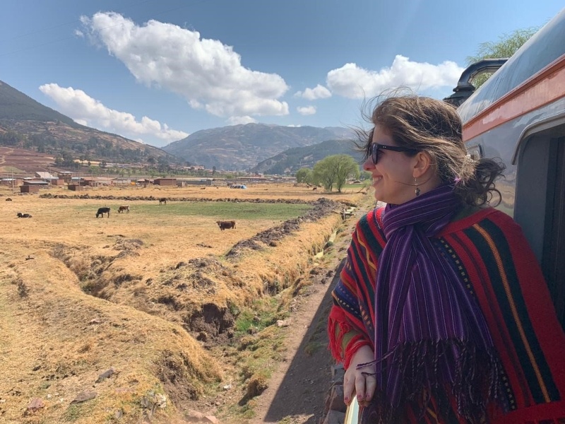 Viagem no comboio The First Class operado pela empresa IncaRail de Cusco a Machu Picchu
