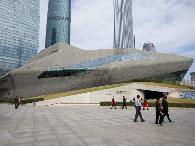 Duas semanas pela China Grandiosa, Comunista e Capitalista