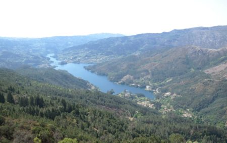 DESTINOS DE NATUREZA EM PORTUGAL PARA FÉRIAS EM FAMÍLIA
