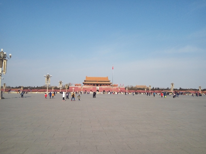 Duas semanas pela China Grandiosa, Comunista e Capitalista
